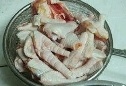 酸辣鸡爪爆料视频,揭秘网红美食背后的制作过程与风味之谜