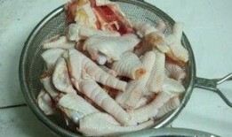 酸辣鸡爪爆料视频,揭秘网红美食背后的制作过程与风味之谜